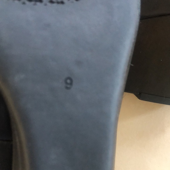 Tory Burch Chelsea Logo Medallion Wedge Size 9 - Picture 7 of 13